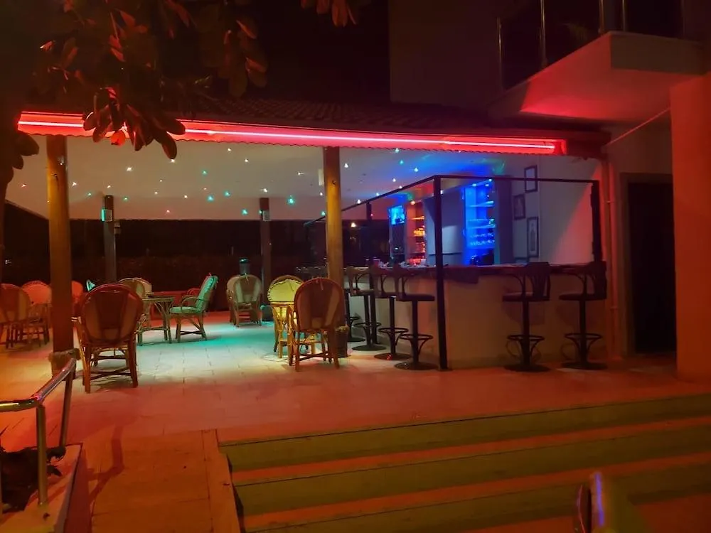 Hotel Kent Studyo Icmeler