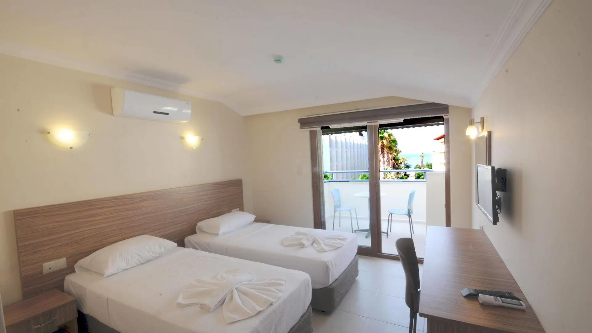 Hotel Kent Studyo Icmeler Bed & Breakfast