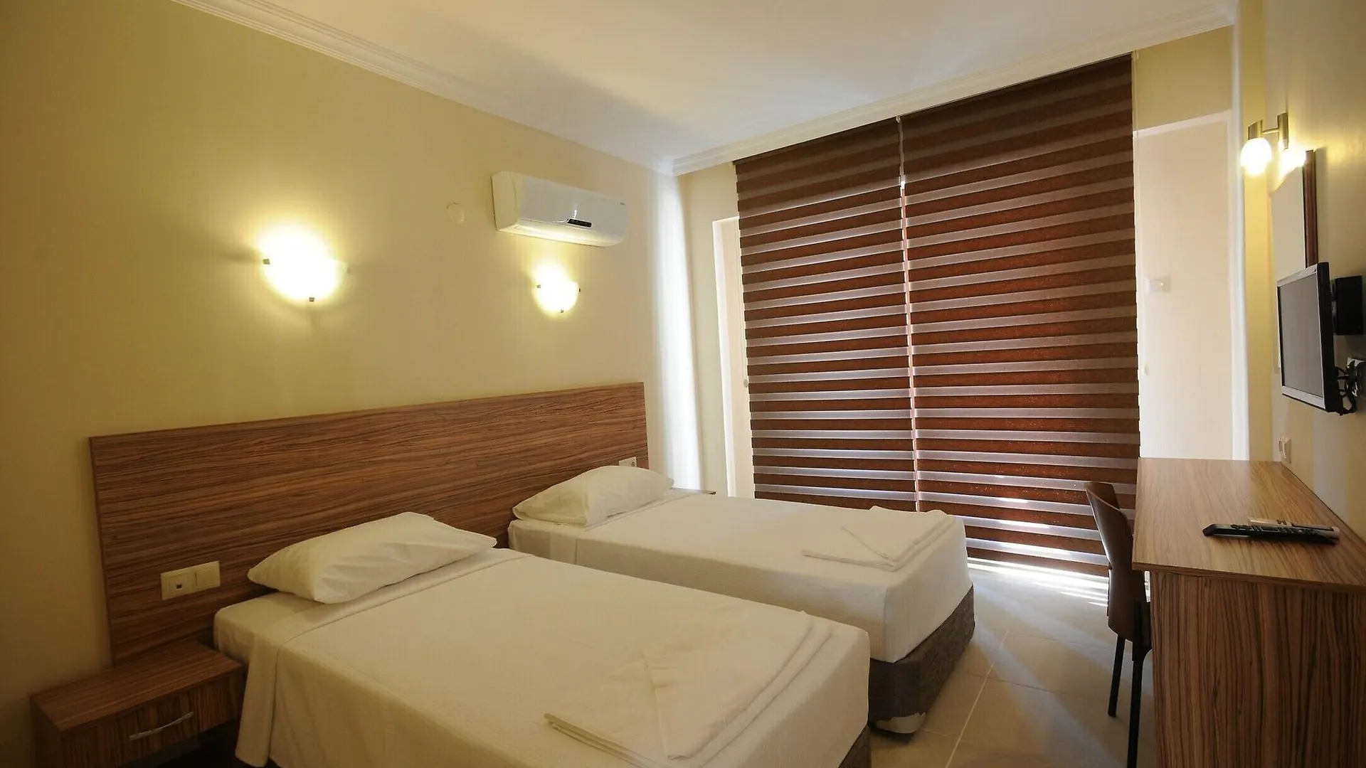 Hotel Kent Studyo Icmeler Bed & Breakfast